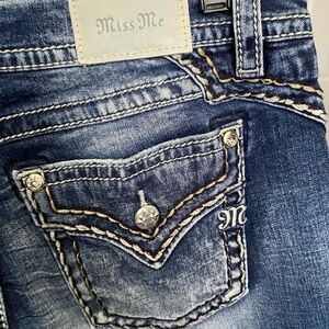 Miss Me jeans size 32. 5 pocket mid rise bootcut
